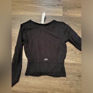 Alo Yoga long sleeve